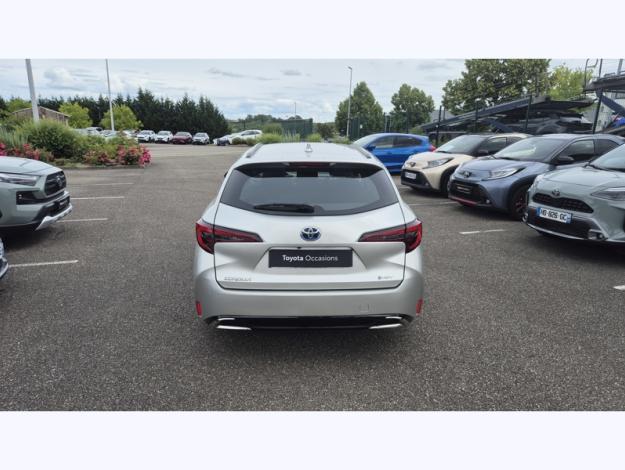 TOYOTA Corolla Touring Sports Hybride 1.8L 140h Dynamic  