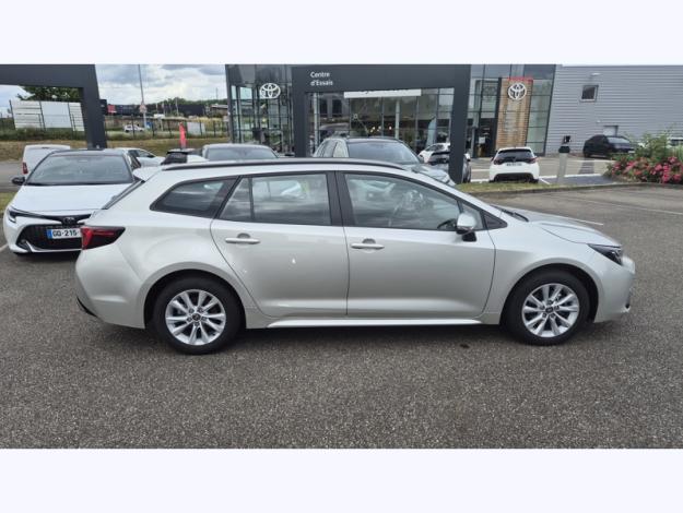 TOYOTA Corolla Touring Sports Hybride 1.8L 140h Dynamic  