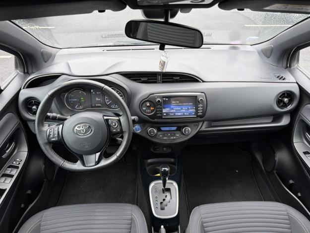 TOYOTA Yaris 1.5 VVT-I HYBRID Collection 100h  