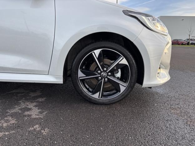 TOYOTA Yaris Hybride 130h Collection  YARIS HYBRIDE 130H COLLEC TECHNO MY25