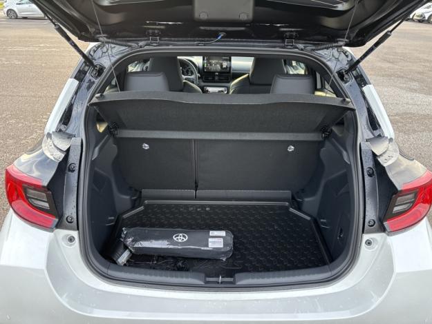 TOYOTA Yaris Hybride 130h Collection  YARIS HYBRIDE 130H COLLEC TECHNO MY25