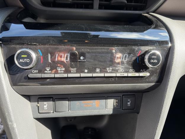 TOYOTA Yaris Cross 116H COLLECTION  