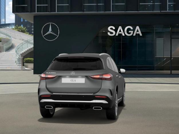 MERCEDES-BENZ GLA 200 d AMG Line  GLA 200 d AMG Line