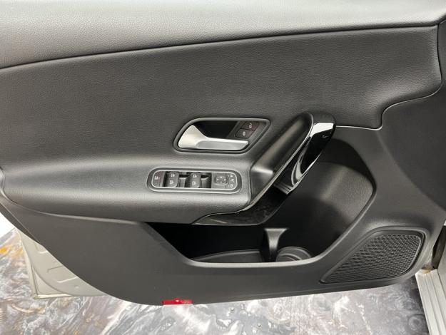 MERCEDES-BENZ Classe A 180 d Business Line  