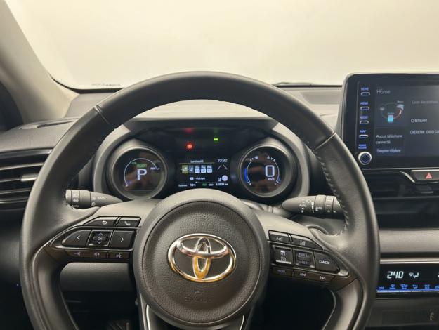 TOYOTA Yaris 116h Design  PACK CONFORT