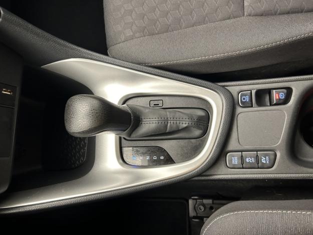 TOYOTA Yaris 116h Design  PACK CONFORT