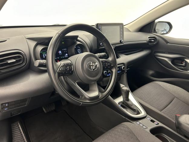TOYOTA Yaris 116h Design  PACK CONFORT