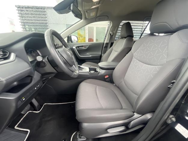 TOYOTA RAV4 218h Dynamic  