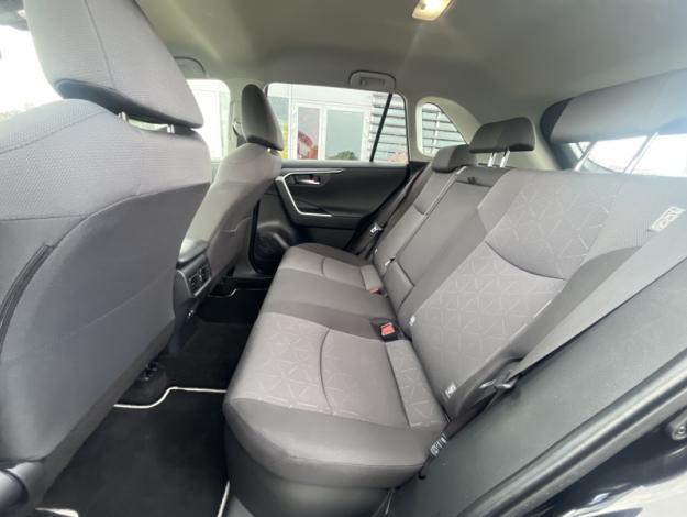 TOYOTA RAV4 218h Dynamic  