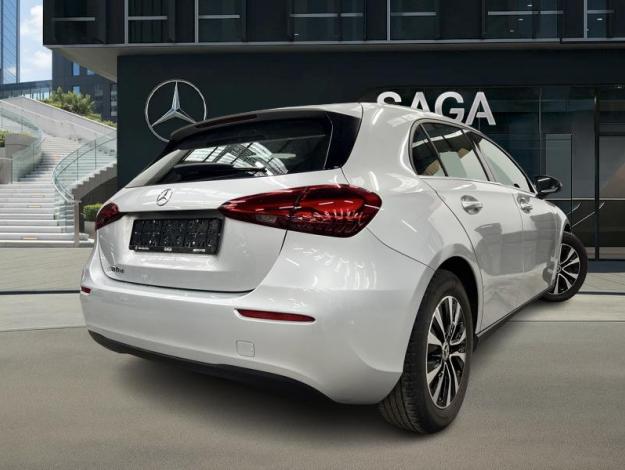 MERCEDES-BENZ A 180 d Style Edition  