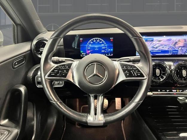 MERCEDES-BENZ A 180 d Style Edition  