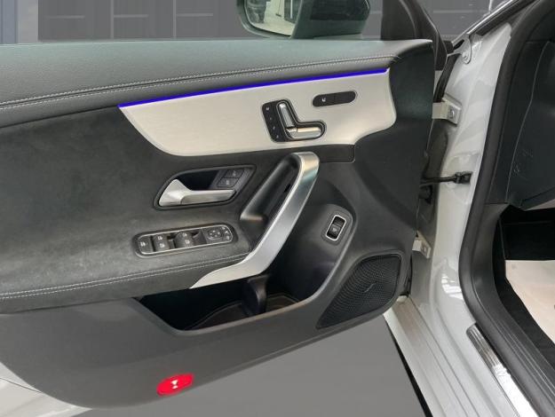 MERCEDES-BENZ CLA 180 Coupé Star Edition AMG  