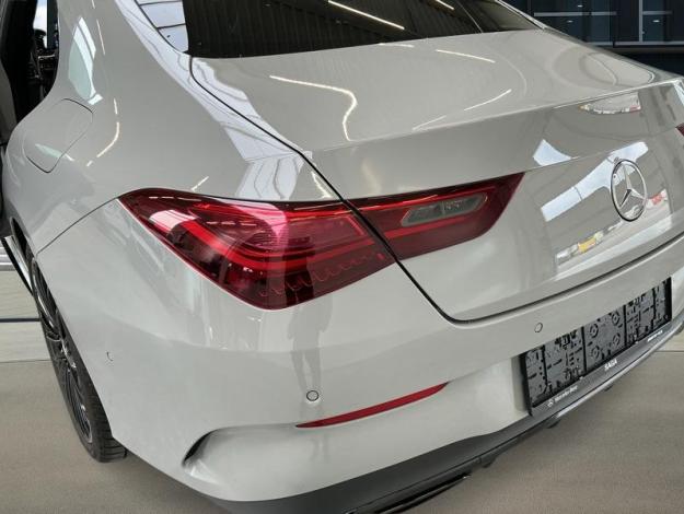 MERCEDES-BENZ CLA 180 Coupé Star Edition AMG  