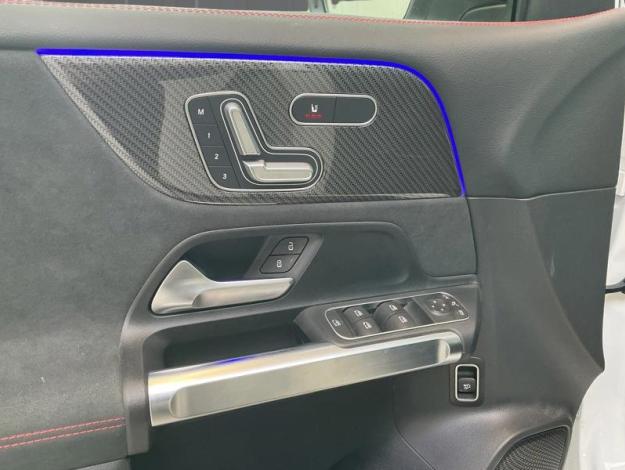 MERCEDES-BENZ GLB 180 Star Edition AMG  
