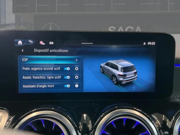 MERCEDES-BENZ GLB 180 Star Edition AMG  