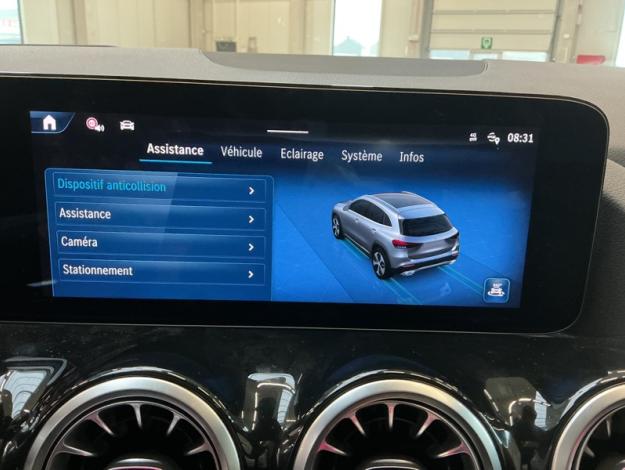 MERCEDES-BENZ GLA 180 AMG Pack Night Toit Pano  