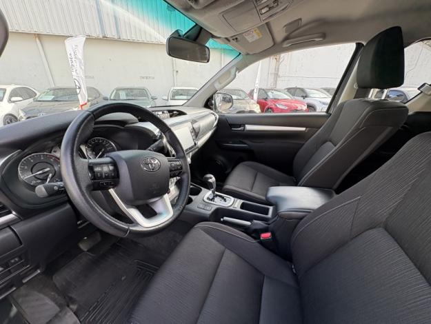 TOYOTA Hilux 2.8 D-4D X-TRA Héritage 4WD AUTO  