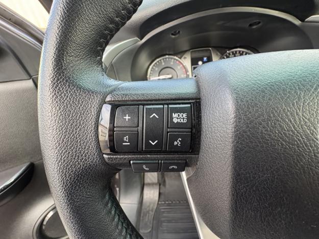 TOYOTA Hilux 2.8 D-4D X-TRA Héritage 4WD AUTO  