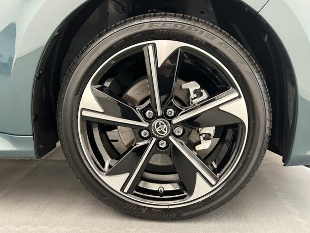 TOYOTA Yaris 130h Collection  
