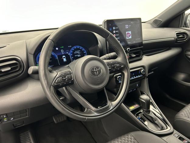 TOYOTA Yaris 130h Collection  