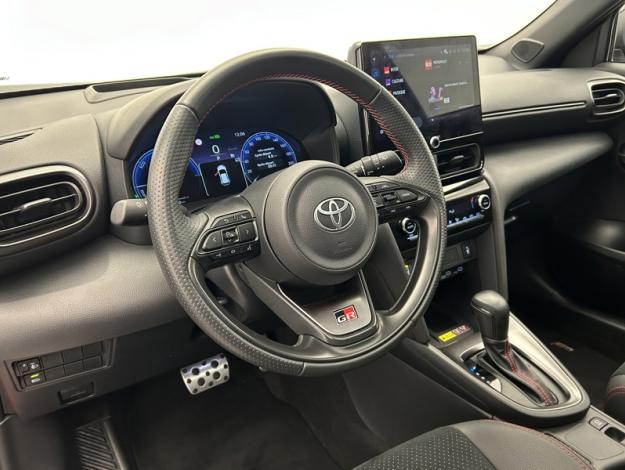 TOYOTA Yaris Cross 130H GR SPORT Toit Pano  