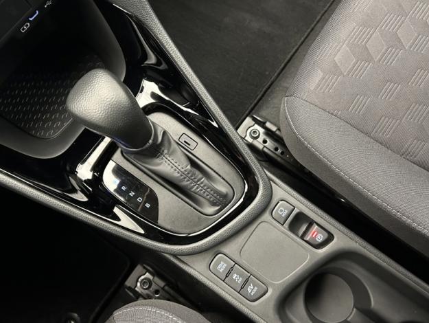 TOYOTA Yaris 116h Design Pack  