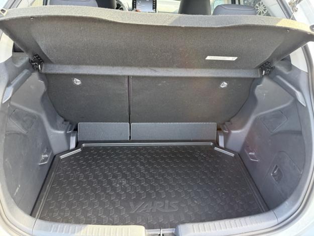 TOYOTA Yaris Hybride 116h Design  