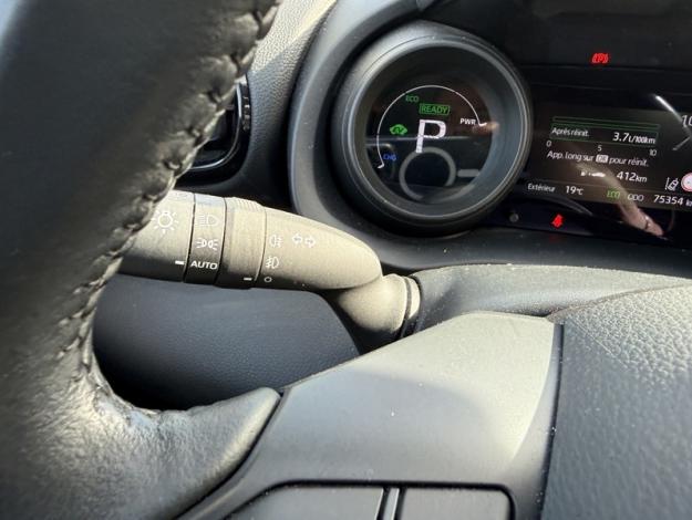 TOYOTA Yaris Hybride 116h Design  