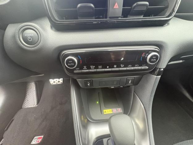 TOYOTA Yaris Hybride 130h GR SPORT  1.5 131 ch 
