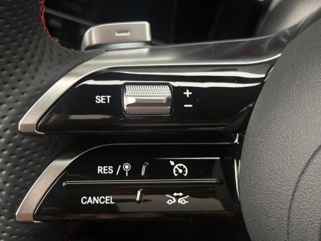 MERCEDES-BENZ GLB 200 AMG Line  GLB 200 AMG Line