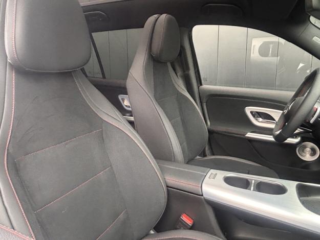 MERCEDES-BENZ GLB 200 AMG Line  GLB 200 AMG Line