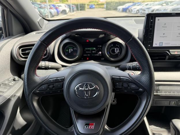 TOYOTA Yaris Hybride 116h GR SPORT  