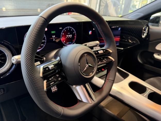 MERCEDES-BENZ CLA-Klasse CLA 180 Shooting Brake