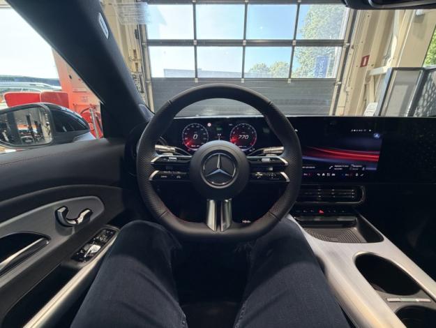 MERCEDES-BENZ CLA-Klasse CLA 180 Shooting Brake