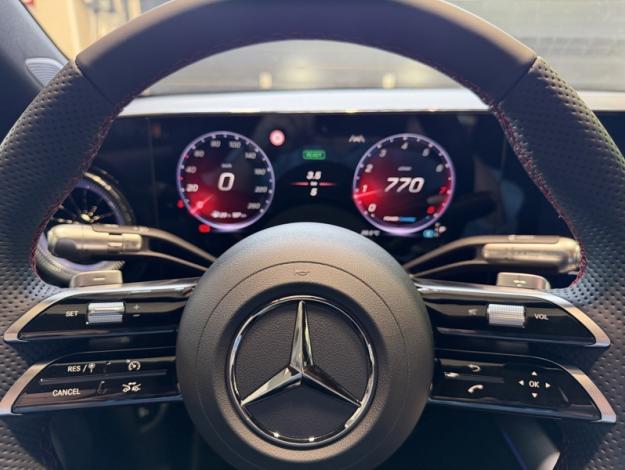 MERCEDES-BENZ CLA-Klasse CLA 180 Shooting Brake