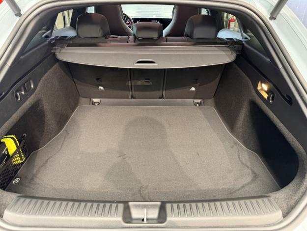 MERCEDES-BENZ CLA-Klasse CLA 180 Shooting Brake