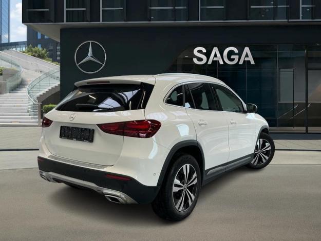 MERCEDES-BENZ GLA-Klasse GLA 180 d Off-Roader