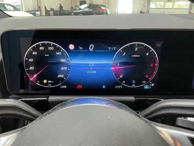 MERCEDES-BENZ GLA-Klasse GLA 180 d Off-Roader