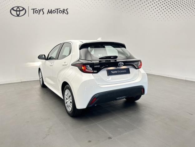 TOYOTA Yaris 116h Dynamic Business   
