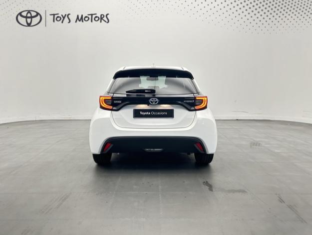 TOYOTA Yaris 116h Design  