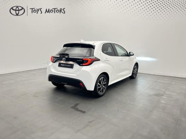 TOYOTA Yaris 116h Design  