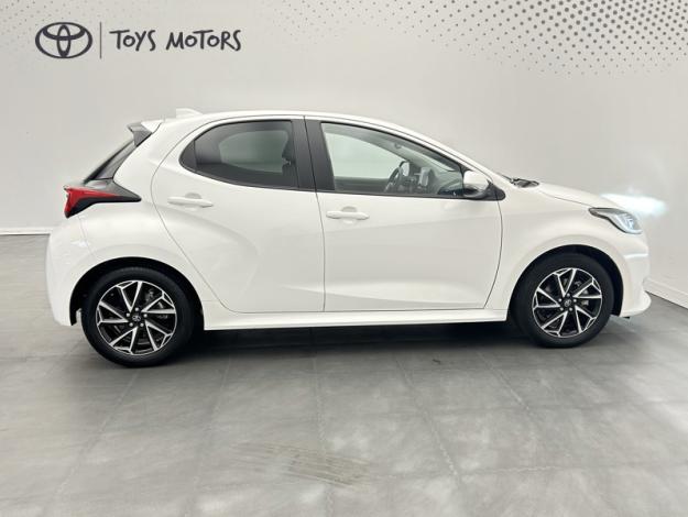 TOYOTA Yaris 116h Design  