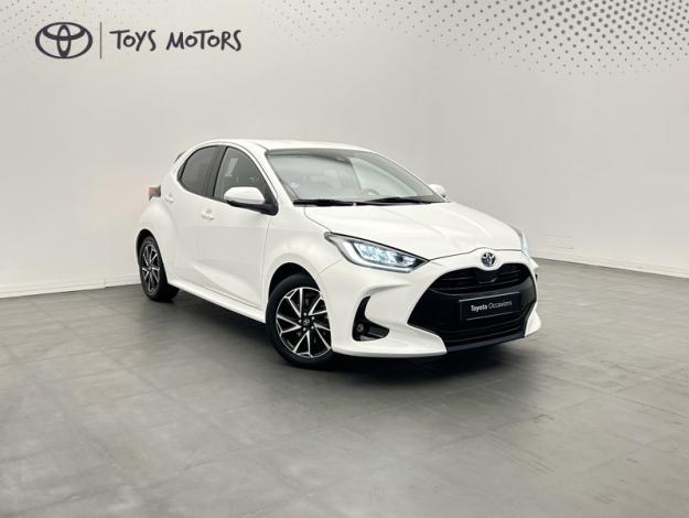TOYOTA Yaris 116h Design  