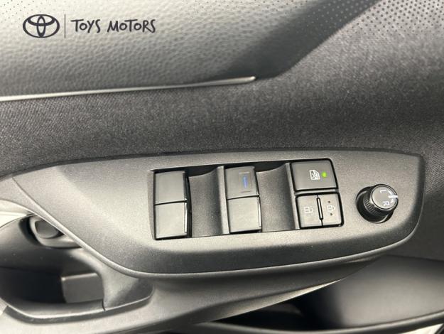 TOYOTA Yaris 116h Design  