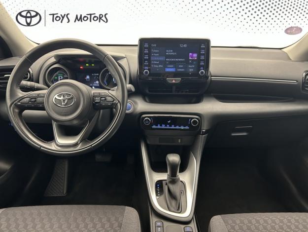 TOYOTA Yaris 116h Design  