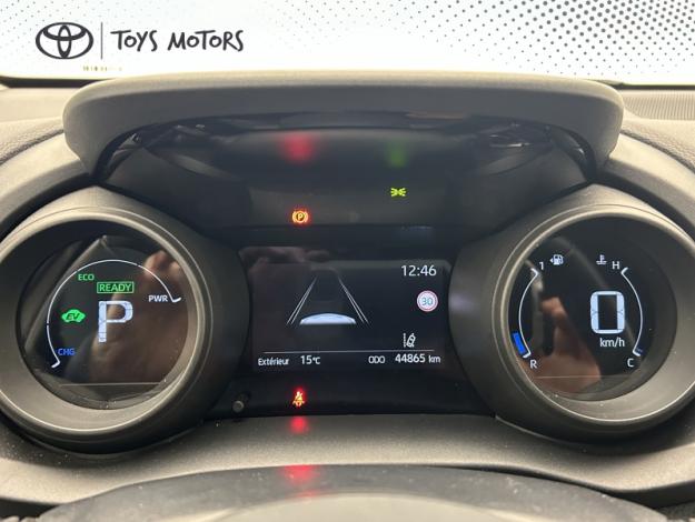 TOYOTA Yaris 116h Design  