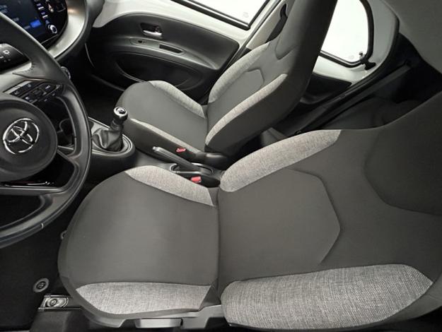 TOYOTA Aygo X 1.0 VVT-i 72 Dynamic  