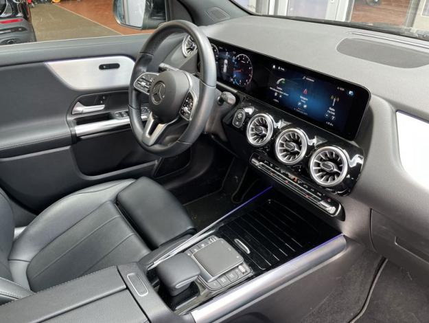 MERCEDES-BENZ GLA 250 4MATIC (19/21)