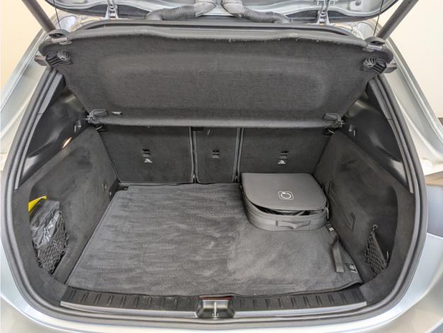 MERCEDES-BENZ GLA 250 e AMG Line  