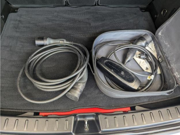 MERCEDES-BENZ GLA 250 e AMG Line  